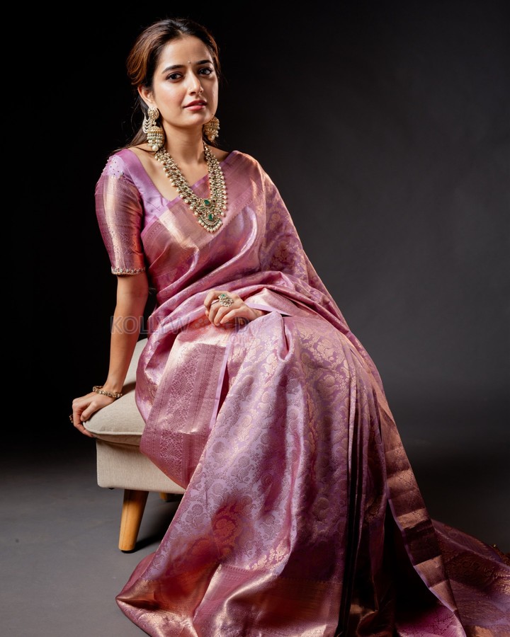 Gorgeous Ashika Ranganath in a Pink Silk Saree Photoshoot Pictures 07