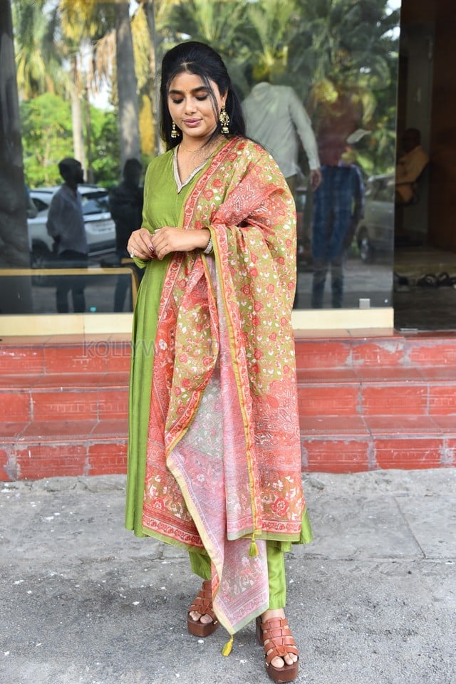 Heroine Sumaya Reddy at Dear Uma Trailer Launch Event Photos 01