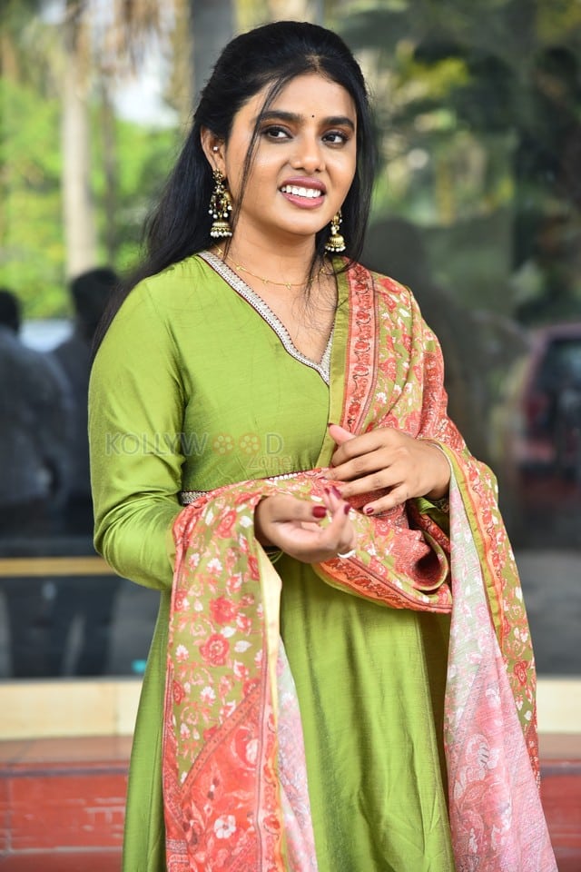 Heroine Sumaya Reddy at Dear Uma Trailer Launch Event Photos 08