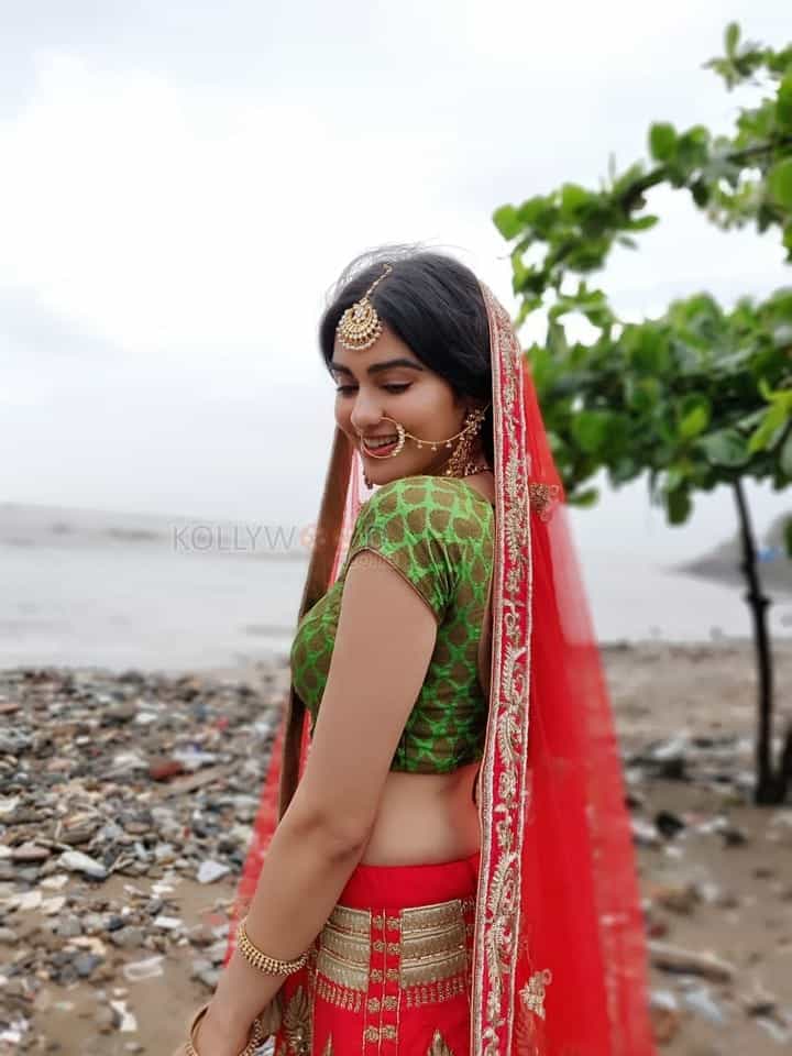 Model Adah Sharma Traditional Indian Costume Photos