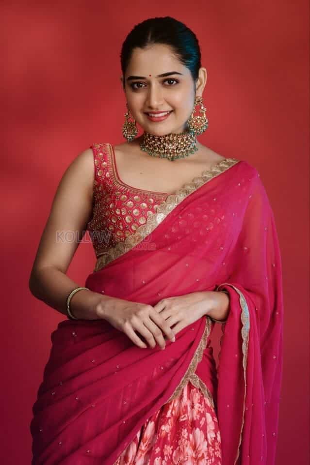 Pattathu Arasan Movie Heroine Ashika Ranganath Hot in Red Saree Photos 05