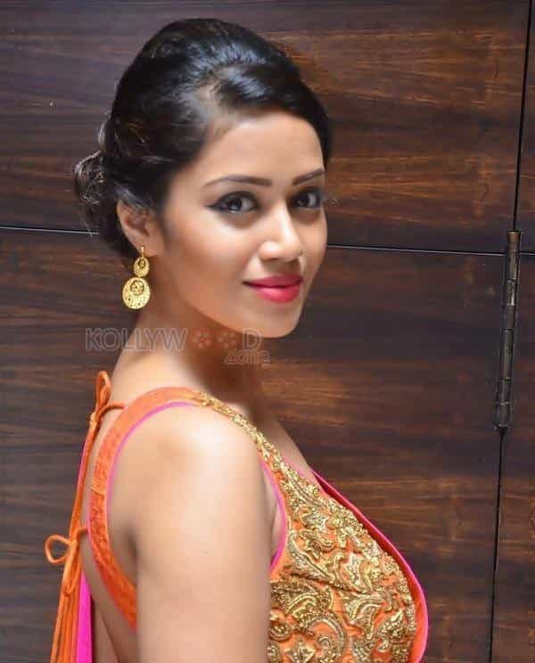 Tamil Actress Nivetha Pethuraj Photos