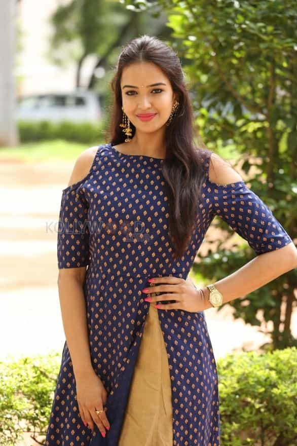 Tollywood Actress Poojitha Photos