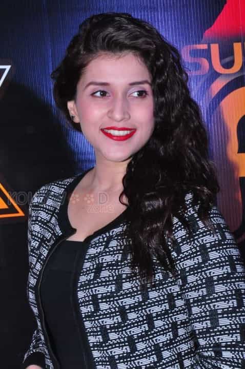 Actress Mannara Chopra At Sparx 2017 Event Photos 11