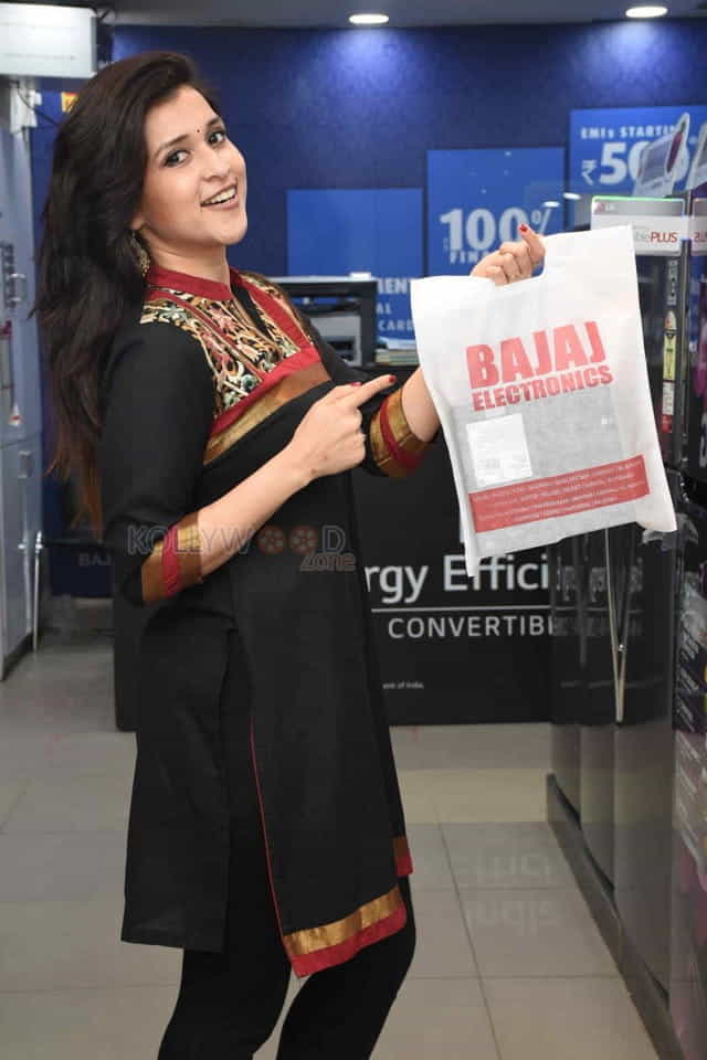 Actress Mannara Chopra At The Launch Of Festive Offers By Bajaj Electronics In Hyderabad Photos 16