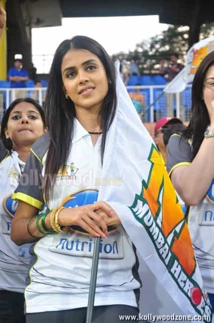 Genelia Ccl Match Pictures 01