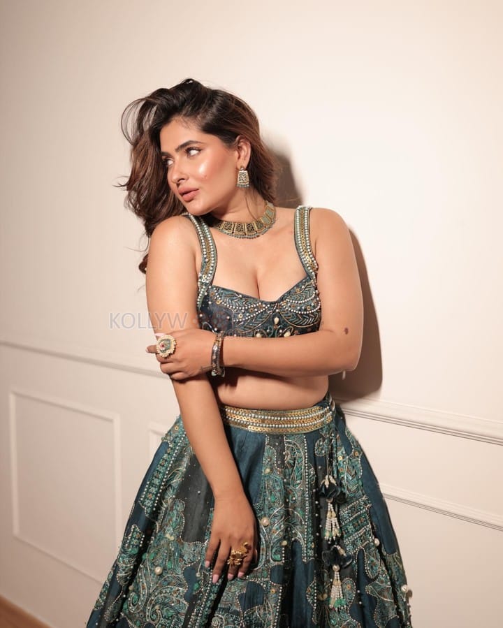 Hot and Sexy Karishma Sharma in a Designer Lehenga Photos 03