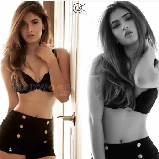 Model Karishma Sharma Hot Photos 11