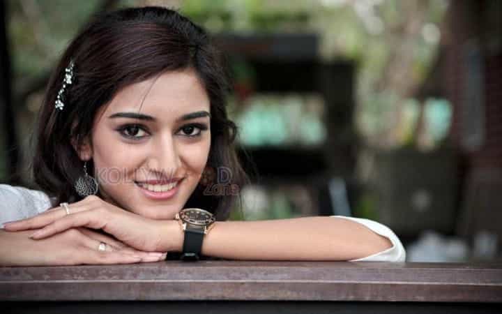 Actress Erica Fernandes Sexy Photos 06 2