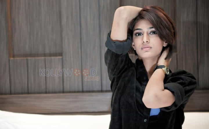 Actress Erica Fernandes Sexy Photos 08 2