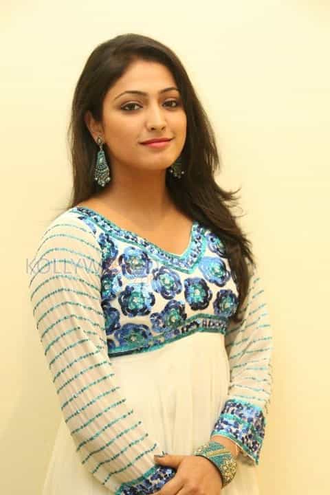 Actress Haripriya Photoshoot Pictures 45