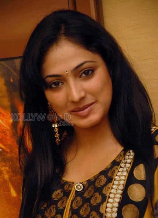 Actress Haripriya Pics 08