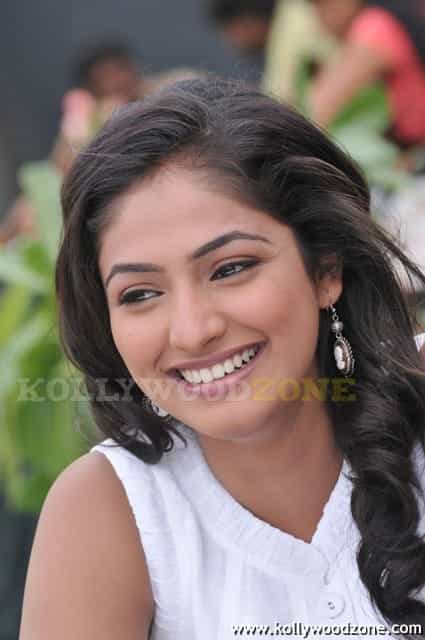 Actress Haripriya Pictures 10