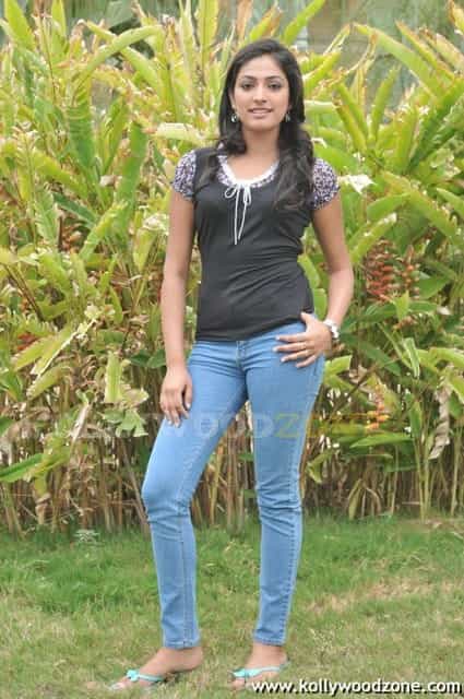 Actress Haripriya Pictures 12