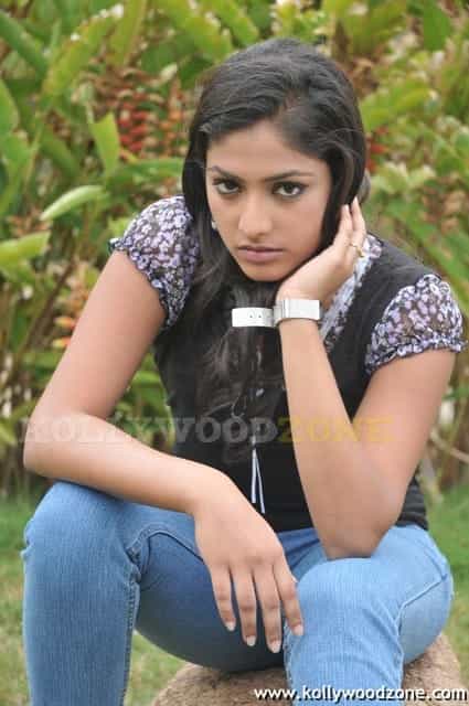 Actress Haripriya Pictures 15