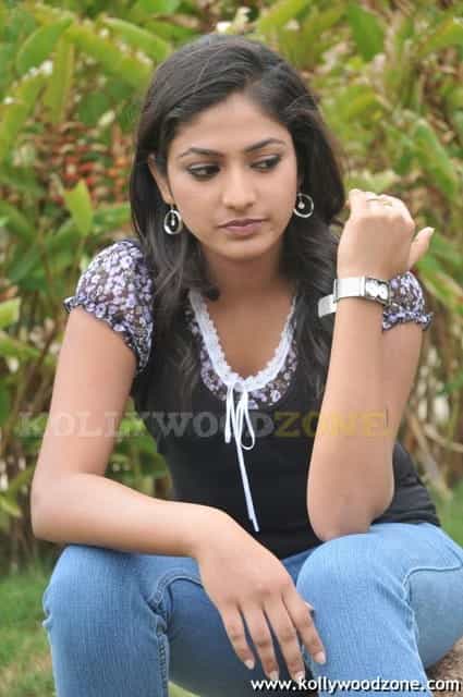 Actress Haripriya Pictures 16