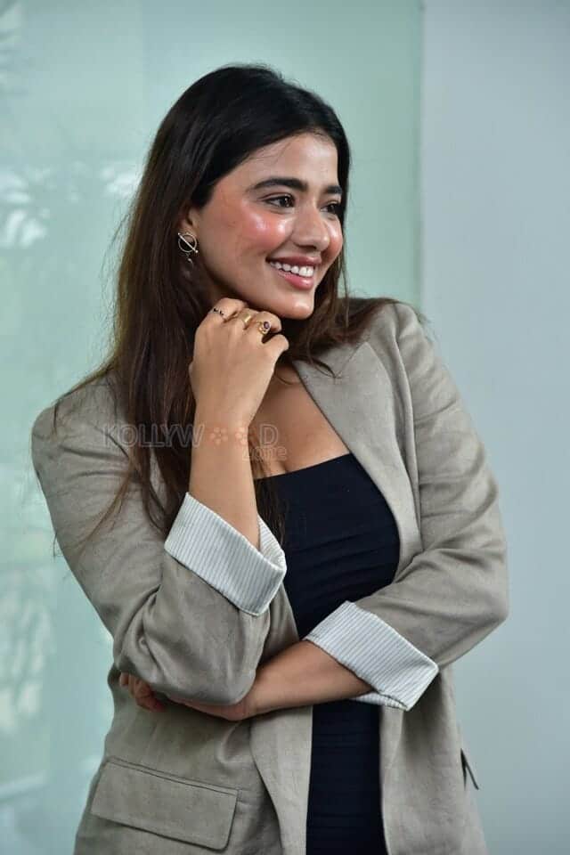 Actress Ketika Sharma at Bro Interview Photos 17