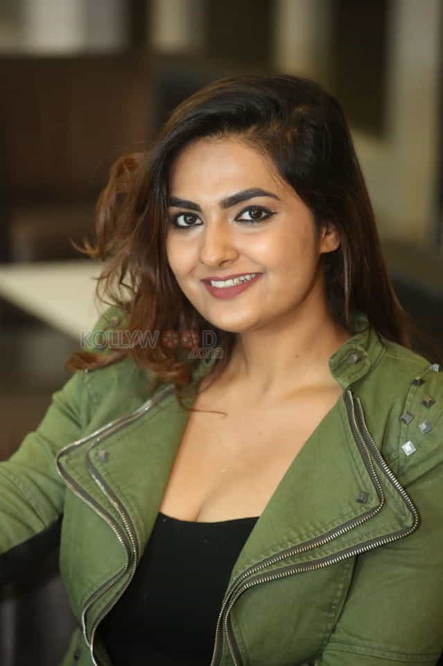 Actress Neha Deshpande At Beautyland In Jrc Convention Centre Photos 01