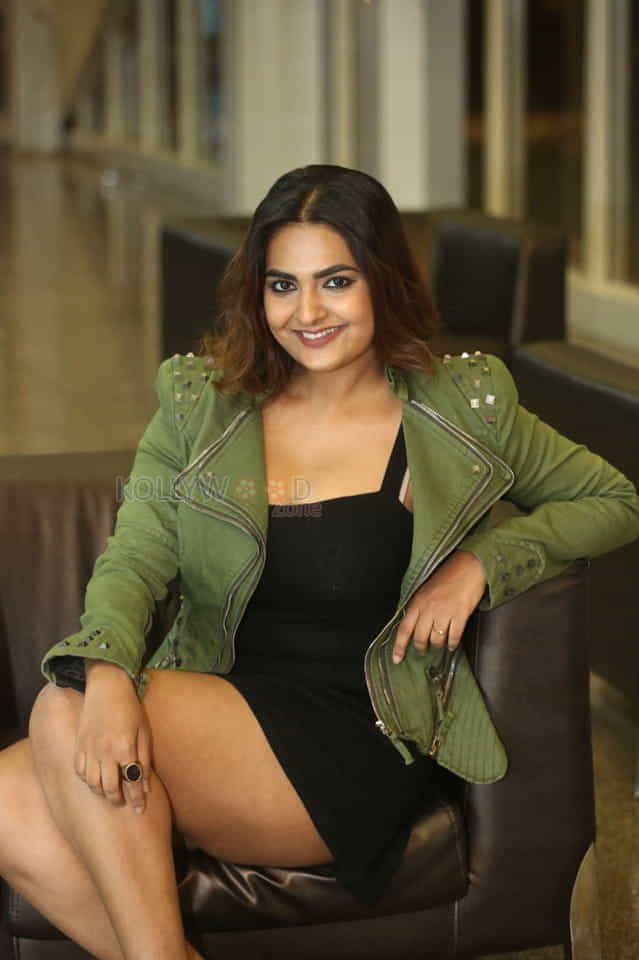 Actress Neha Deshpande At Beautyland In Jrc Convention Centre Photos 19