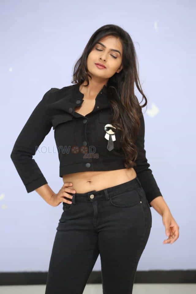 Actress Neha Deshpande Black Dress Photoshoot Photos 23