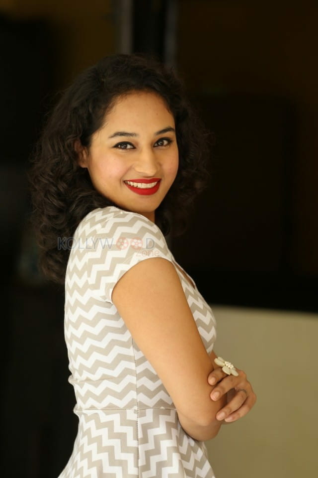 Actress Pooja Ramachandran New Pictures 10