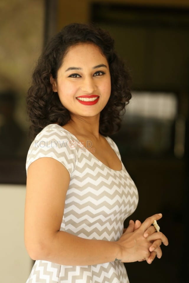 Actress Pooja Ramachandran New Pictures 19