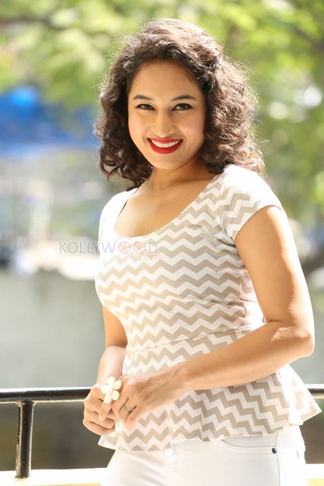 Actress Pooja Ramachandran New Pictures 22