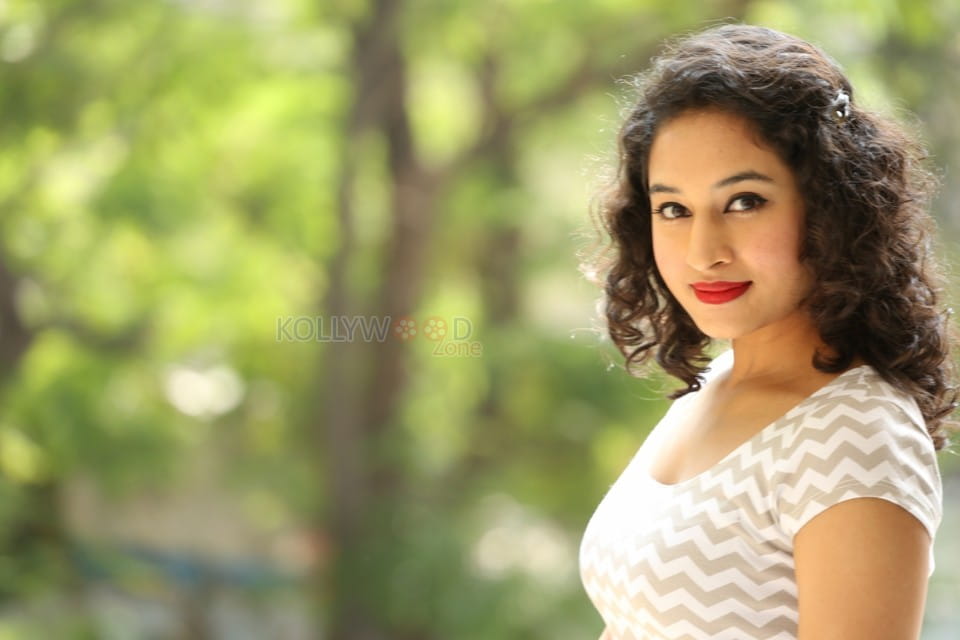 Actress Pooja Ramachandran New Pictures 24