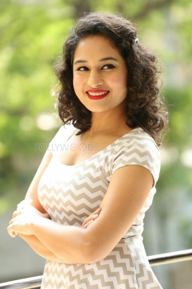 Actress Pooja Ramachandran New Pictures 27