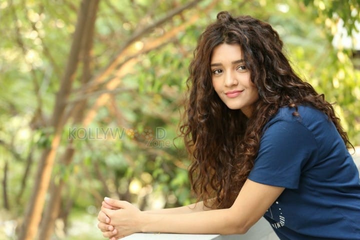 Actress Ritika Singh Interview Pictures 38