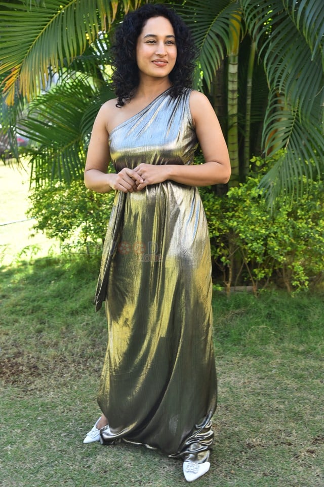 Actress and Model Pooja Ramachandran at Hathya Pre Release Event Pictures 08