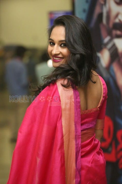 Beautiful Actress Pooja Ramachandran Saree Pictures 06