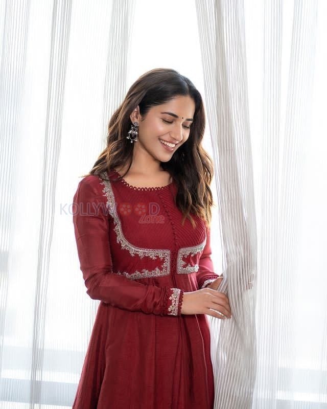 Beautiful Ruhani Sharma in a Traditional Maroon Kurta Photos 02