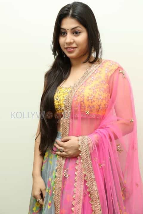 Hamida At Hi Life Exhibition Stills 04