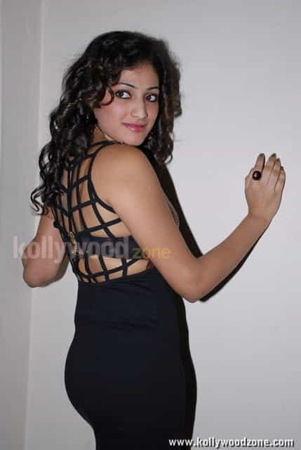 Haripriya Cute Photos 03