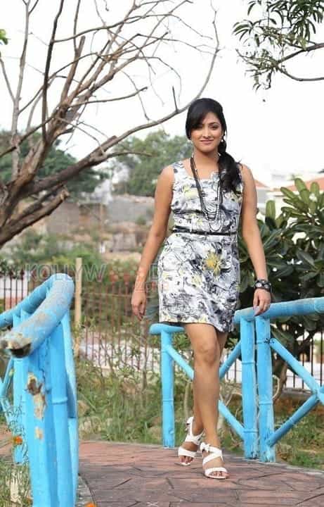 Haripriya Latest Stills 11