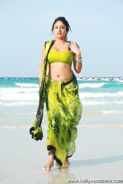 Haripriya Stills 03