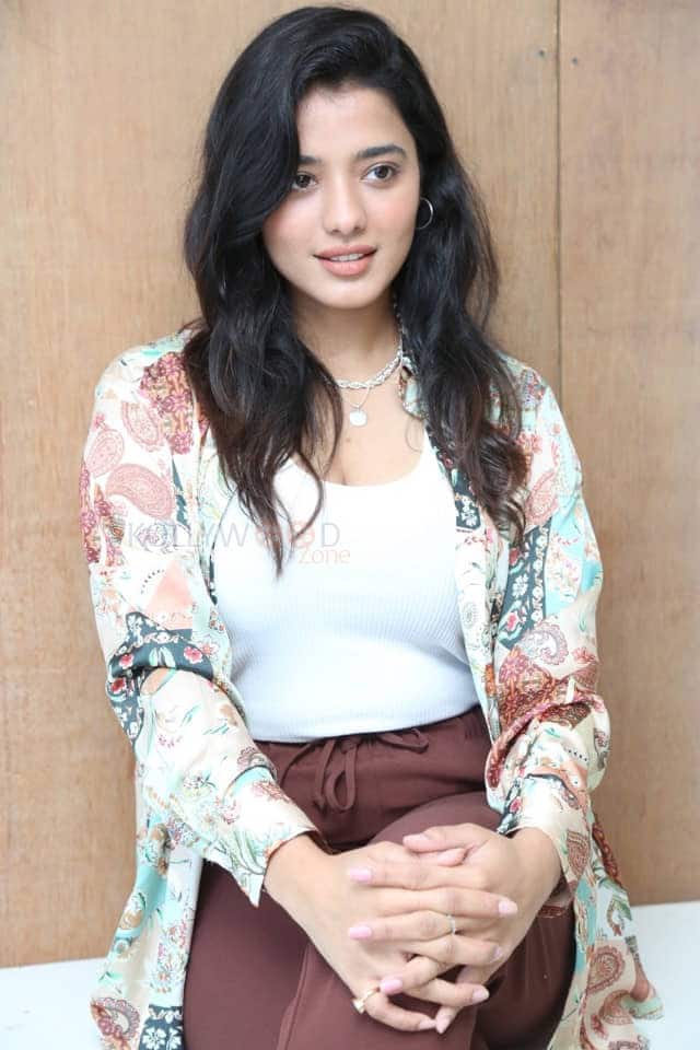 Ketika Sharma at Lakshya Movie Interview Pictures 09