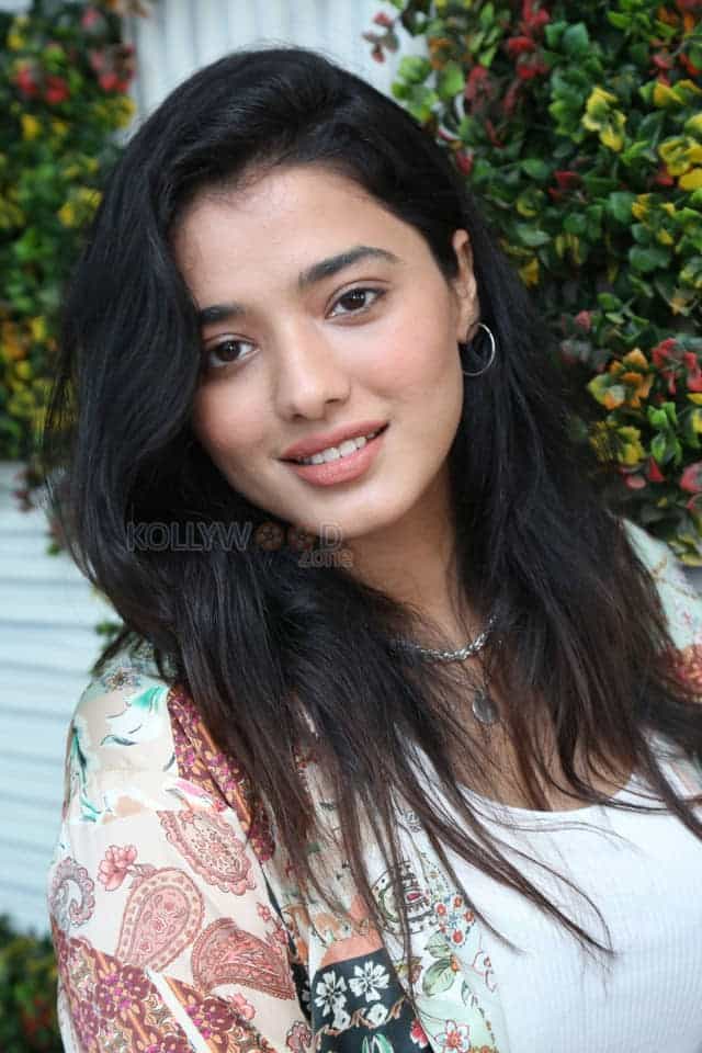 Ketika Sharma at Lakshya Movie Interview Pictures 17