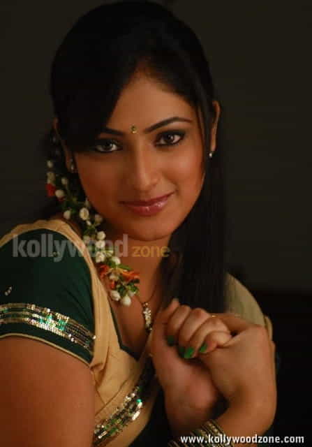 Sexy Haripriya Pictures 07