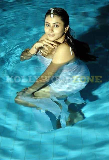 Super Sexy Stills Of Namitha 04