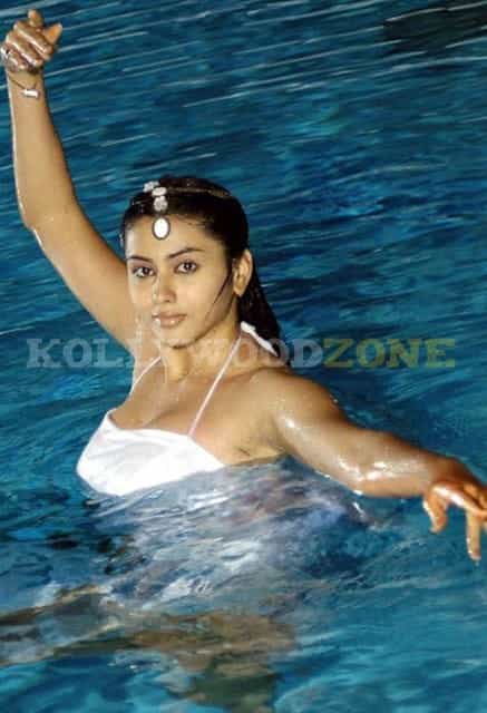 Super Sexy Stills Of Namitha 06