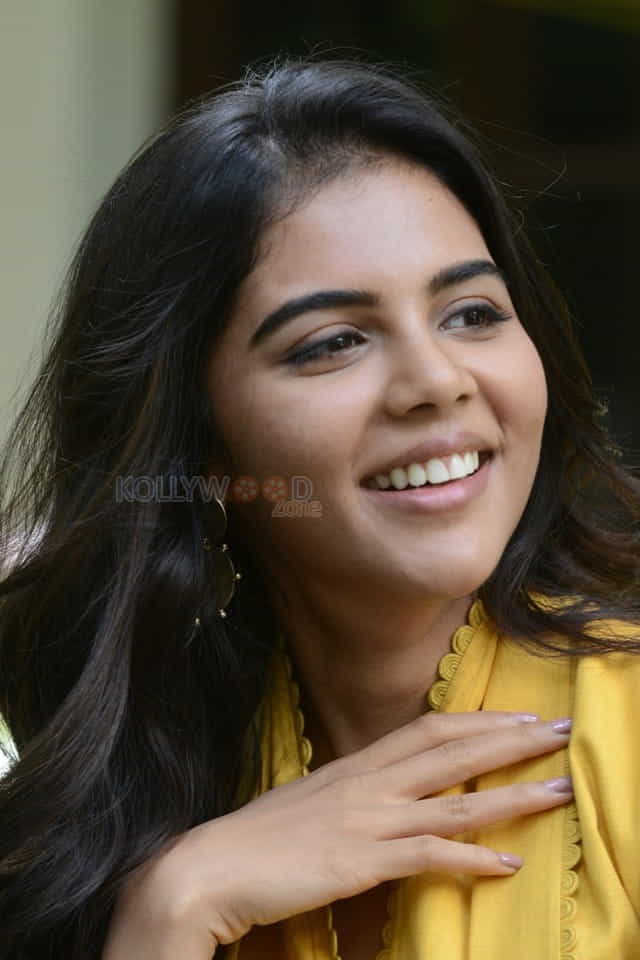 Actress Kalyani Priyadarshan At Ranarangam Interview Photos 16