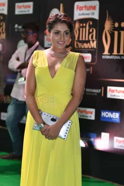 Actress Madhu Shalini At Iifa Utsavam Awards 2017 Photos 16