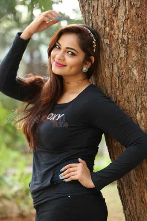 Beautiful Telugu Actress Aswini New Photos 15