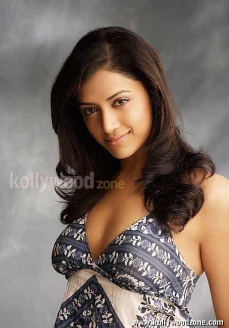 Mamta Mohandas Cleavage