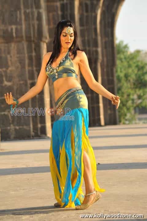 Sakshi Chowdary Hot Pictures 36