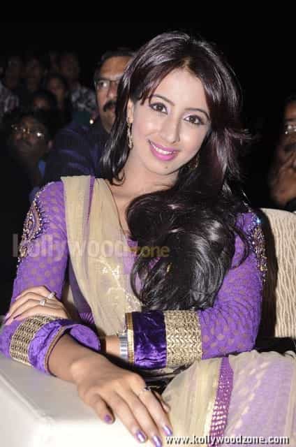 Sanjana At Santosham Awards 01