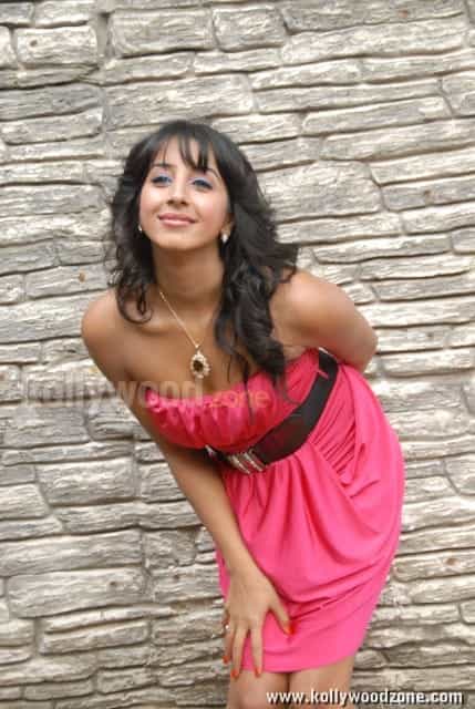 Sanjana Sexy Pics 01