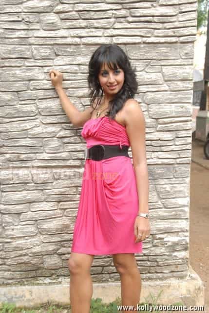 Sanjana Sexy Pics 11